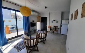 Impecable Ambiente Con Terraza Privada